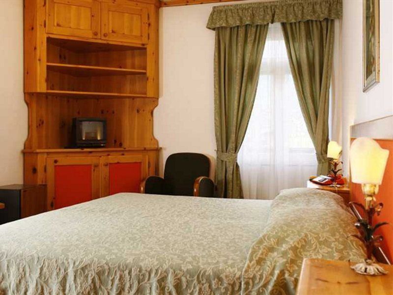 Hotel Hotel Corona 3*